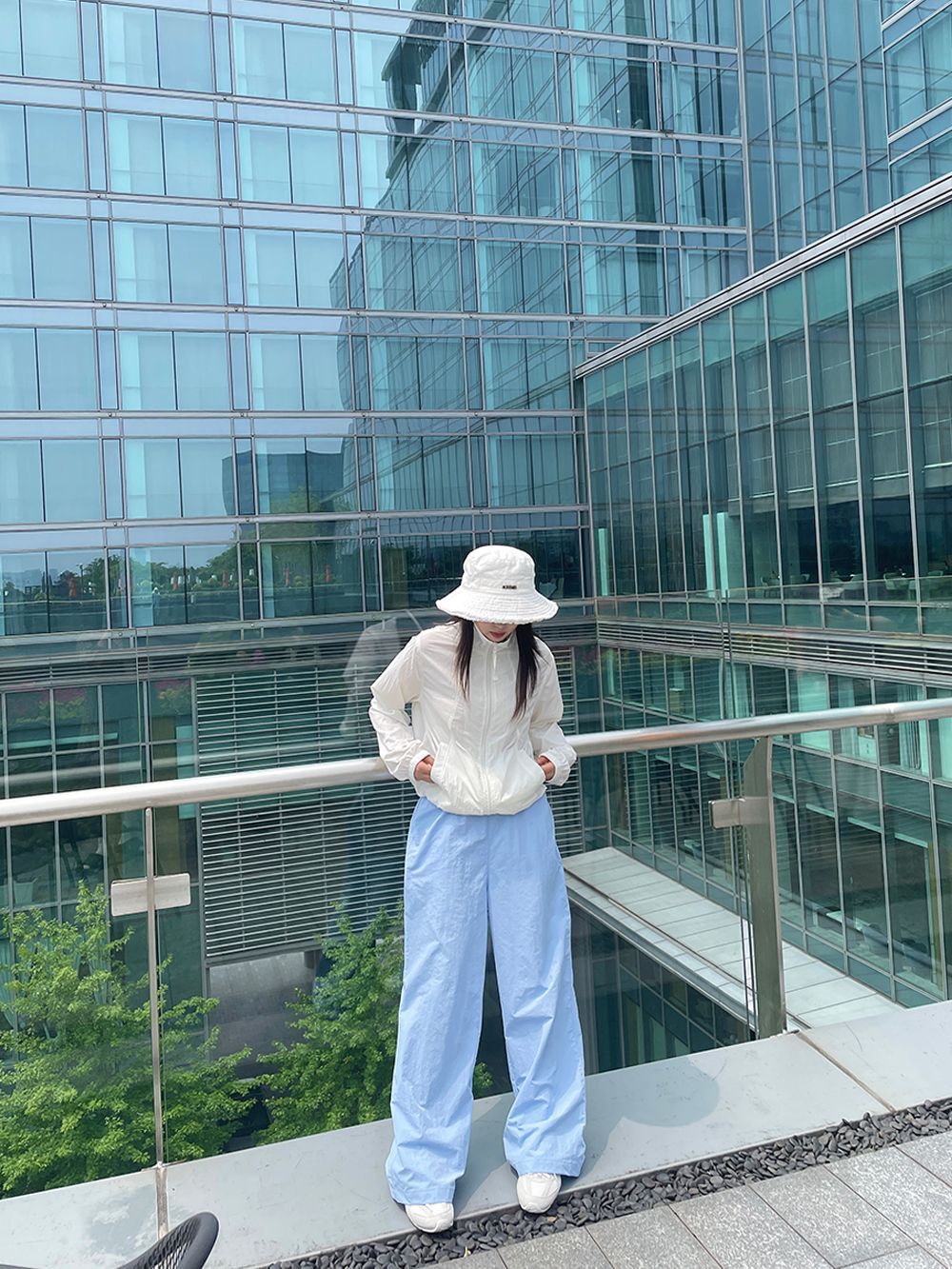 子川蓝色系清凉垂感工装裤女2024夏季新款松紧腰百搭直筒长裤8656详情37