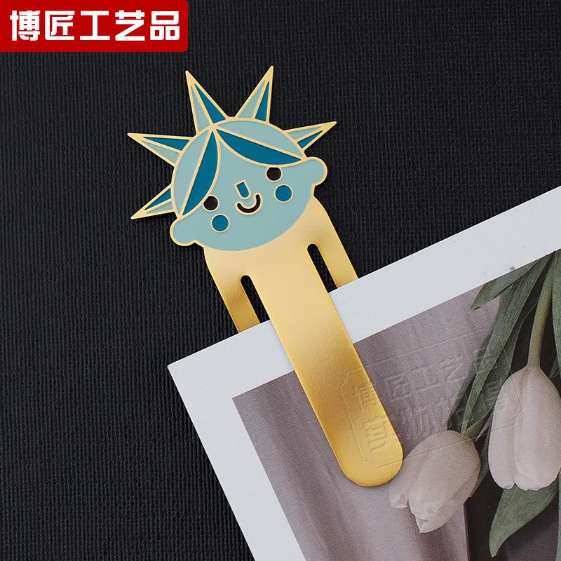 Custom-made brass corroded book sign metal card bookmark set, school graduation souvenir bookmark baked paint pic 4