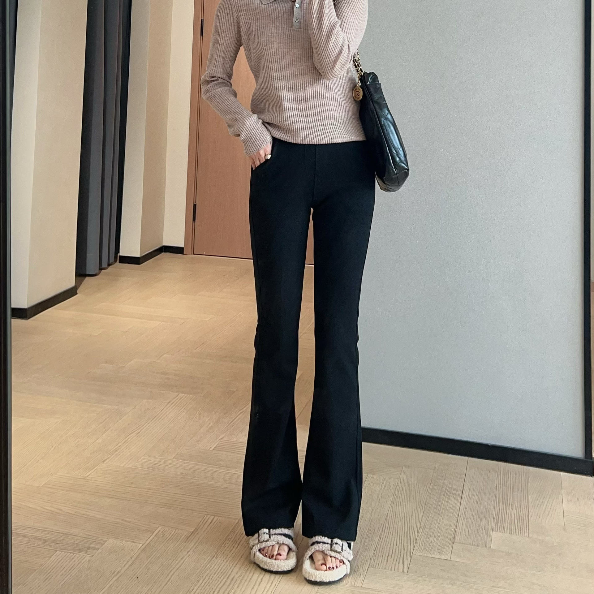 Playful and youthful embroidered printed puppy loose straight top straight-shoulder round-neck long-sleeved T-shirt for women 2025 early Spring G021418 pic 4