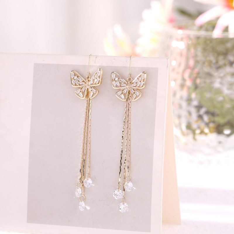 New Korean earrings are directly supplied. Creative silver needles, simple electroplated stud earrings, sweet and fairy-like long earrings are available for wholesale pic 15