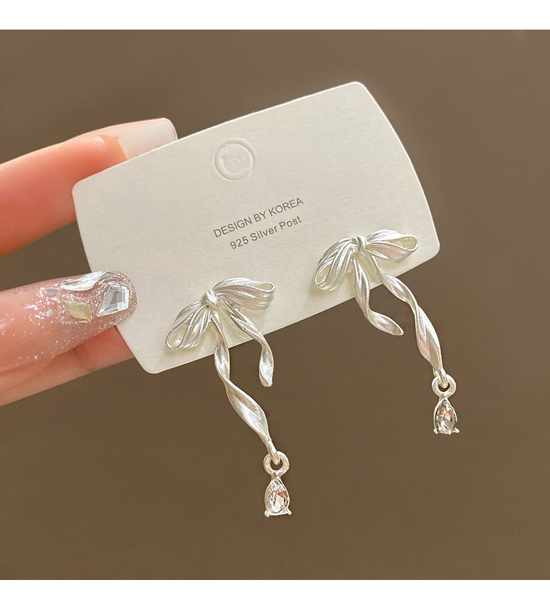闪钻蝴蝶结丝带耳环女甜美气质高级感耳钉韩国百搭爆款耳饰品批发详情18