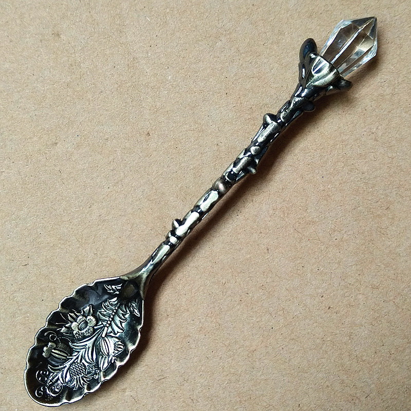 Retro European court tableware 6-piece set: fruit fork, cake fork, pomegranate flower, coffee spoon, small spoon, gold and silver, bronze, dessert spoon, dessert fork, coffee mixing spoon, tableware, ice cream spoon, fork spoon pic 33