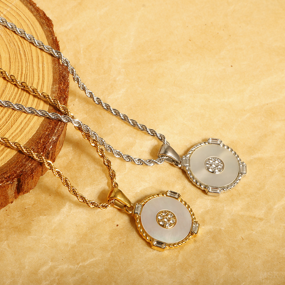 欧美跨境ins恶魔之眼网红卡家钛钢手镯女简约时尚气质18K金手环详情1