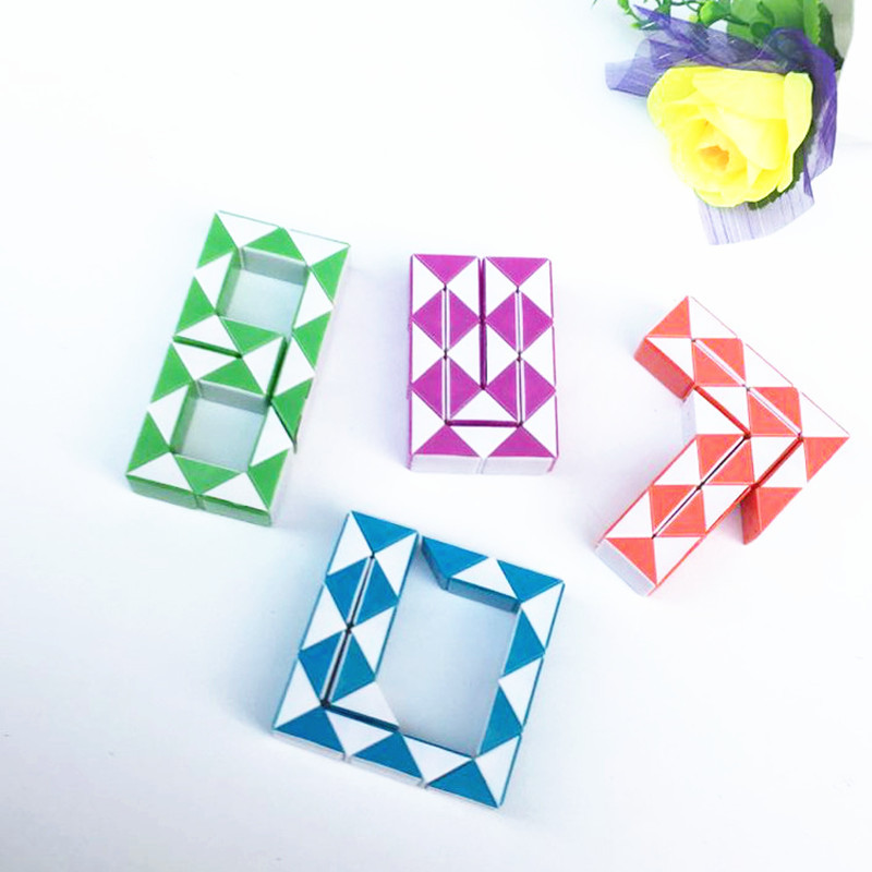 Factory direct sales of 24-section intelligence magic ruler, freely play with magic ruler, low price wholesale, one or two yuan supply pic 3