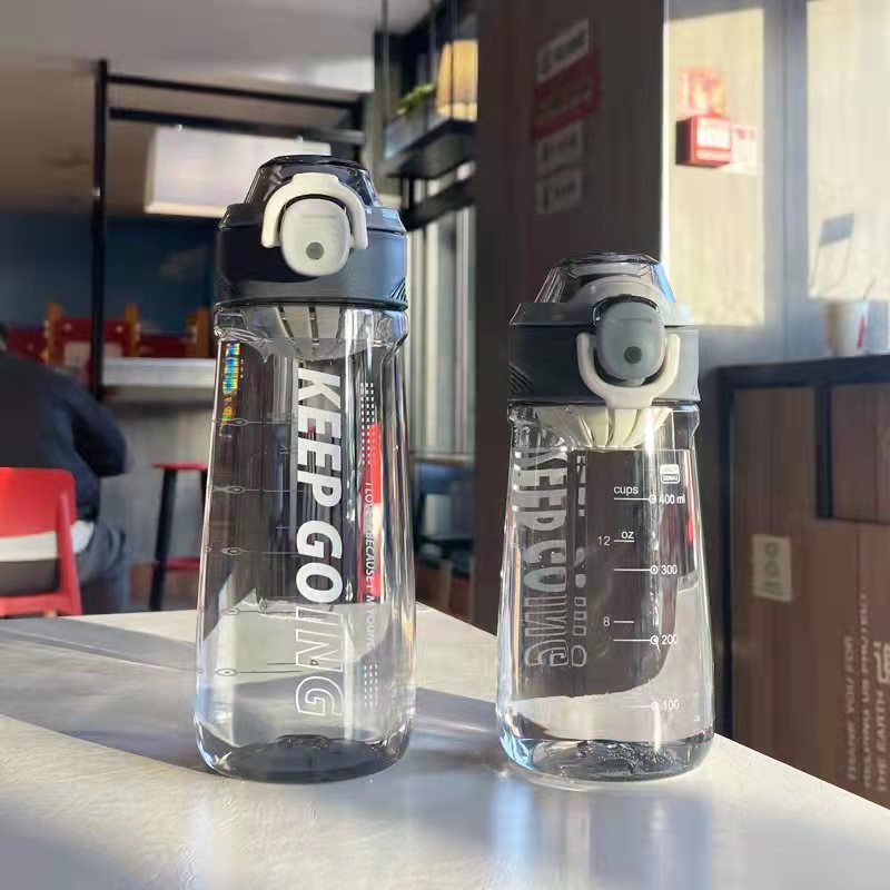 欣贝迪运动健身大容量弹跳盖塑料吸管杯男女学生便携防漏防摔夏季手提带刻度水壶500ML详情9