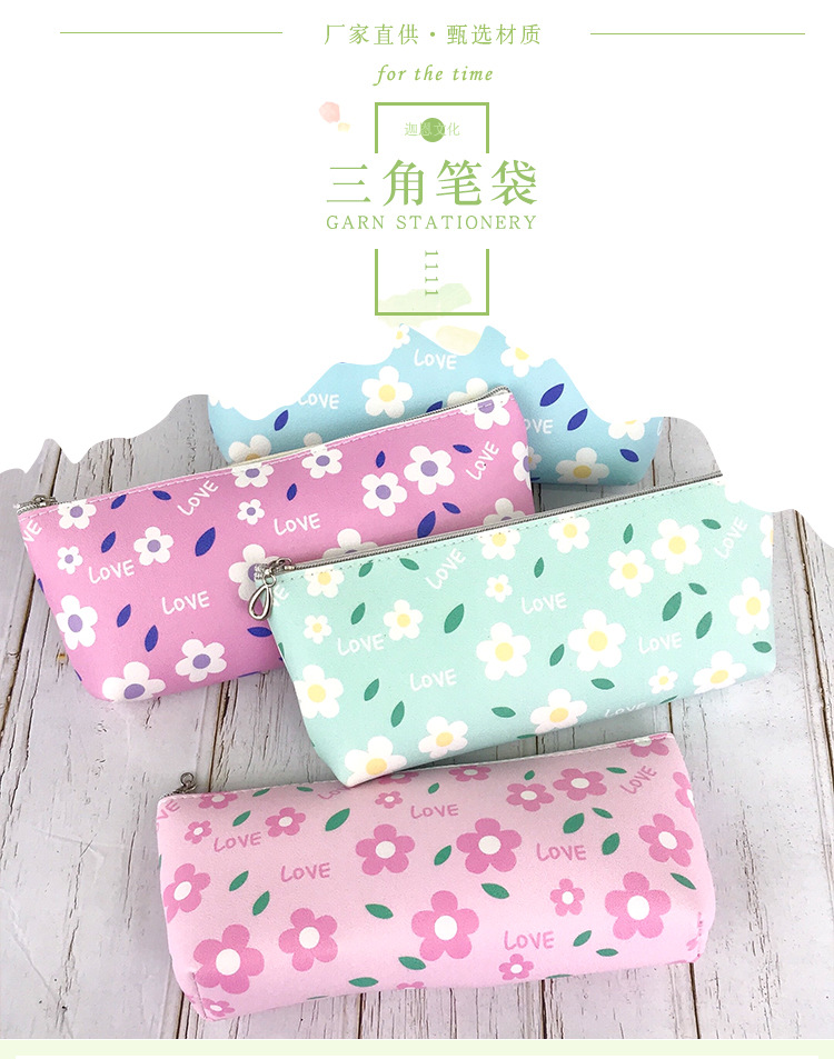 Korean version homemade cute transparent small flower pen case, ins cloud pen case, simple stationery storage box, peach pen case pic 1