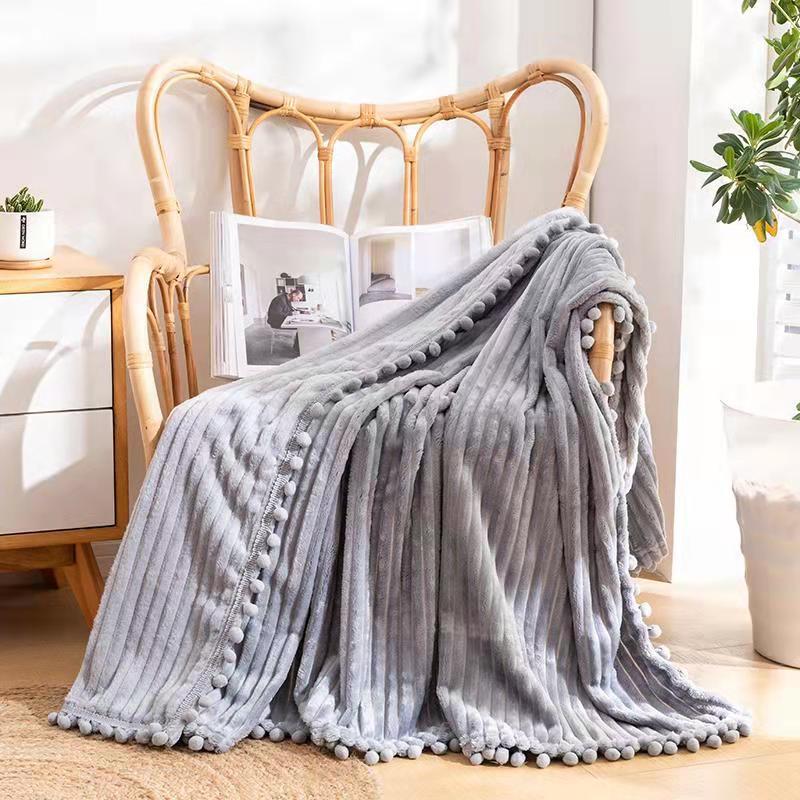 Viada cute style simple strip with ball flannel blanket, home carpet, all-season suitable polyester nap casual blanket, skirt blanket, cross-border exclusive supply, best-selling item pic 6