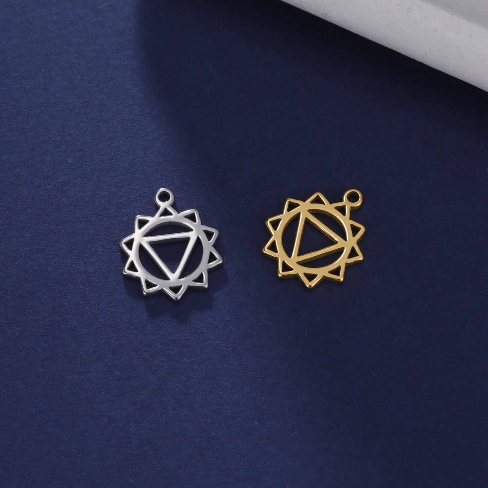 Stainless steel jewelry making, planet crowns, star small ornaments, pendants, bracelets, necklaces, DIY accessories, wholesale in stock pic 12