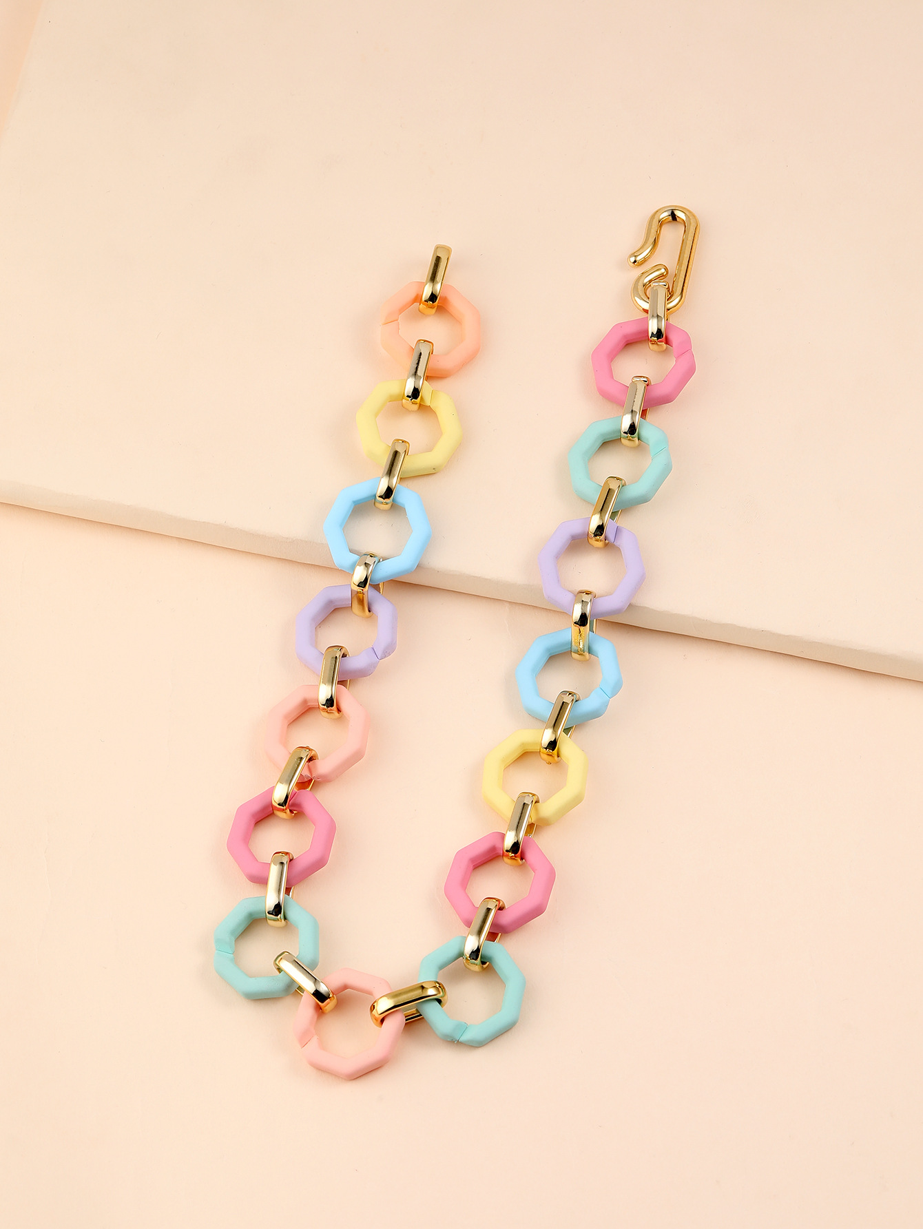 Cross-border source fashion necklace, hip-hop European and American popular street style acrylic rubber matte touch paint necklace pic 3