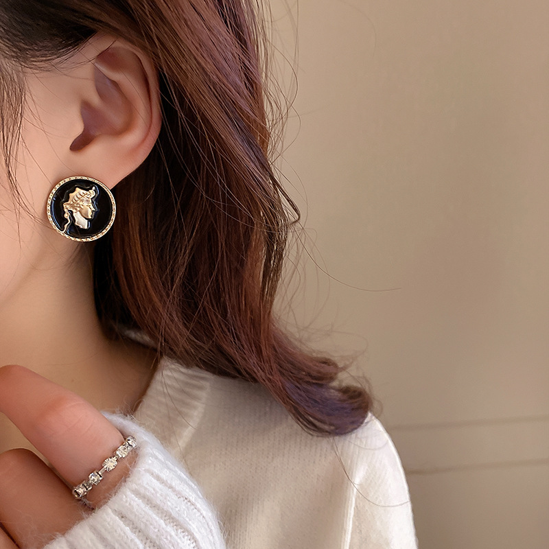 银针镶钻几何皮革耳环复古小众设计感耳坠韩国个性气质百搭耳饰女详情10