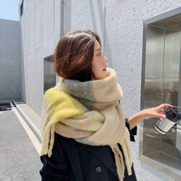 New rainbow checkered scarf for women in winter, Klein blue thick braid, colorful checkered, warm and thick, trendy and cute on Instagram pic 18