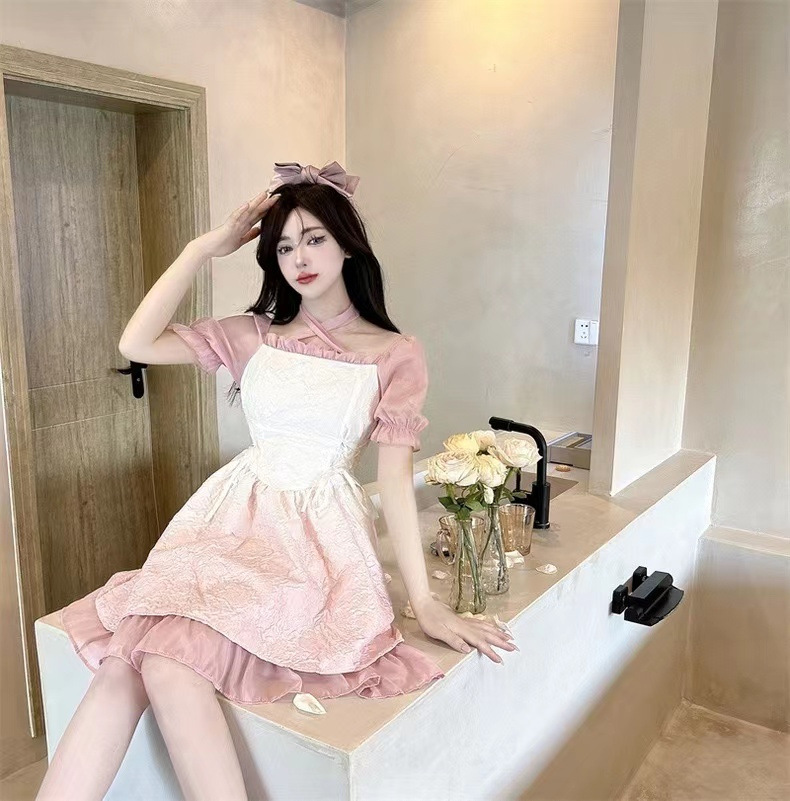 度假风蓬蓬裙奶甜收腰鱼骨绝美泡泡袖渐变法式初恋别致连衣裙详情5