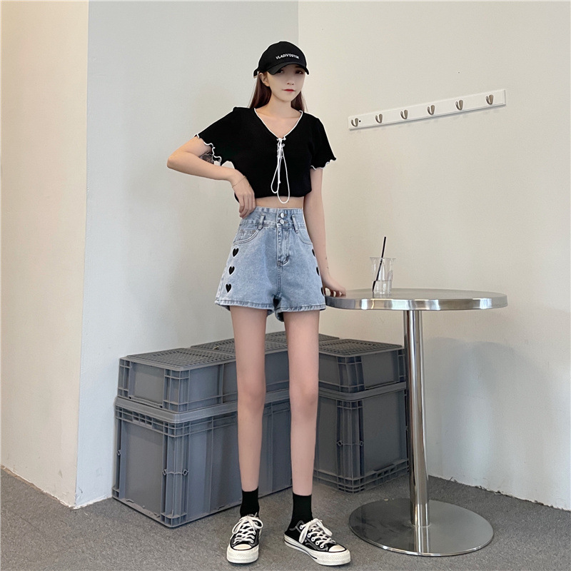 Heart-shaped jeans for women, straight-leg loose, spring and autumn 2021 new style, casual high-waisted shorts with a design sense for petite women pic 8