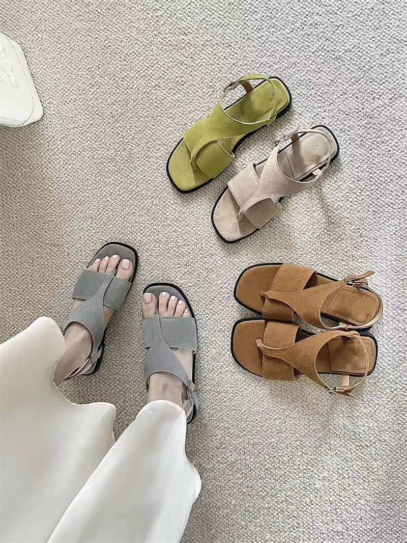 小众设计感真皮平底凉鞋女2024夏新款复古百搭扣带夹脚罗马沙滩鞋详情3