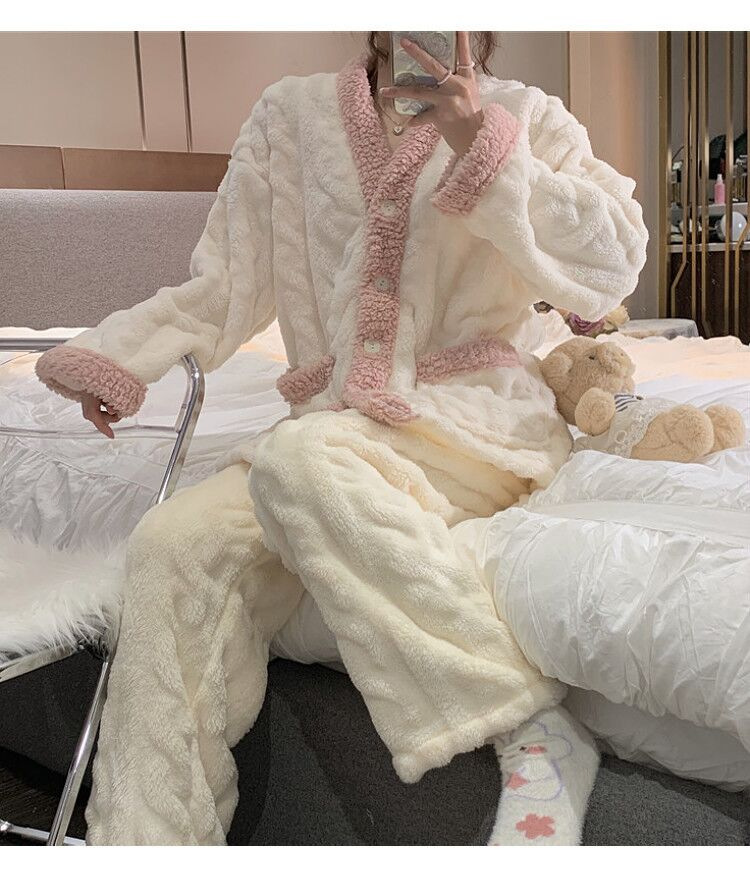 秋冬季女士法兰绒睡衣女冬款长袖加厚加绒可爱女生家居服套装详情18