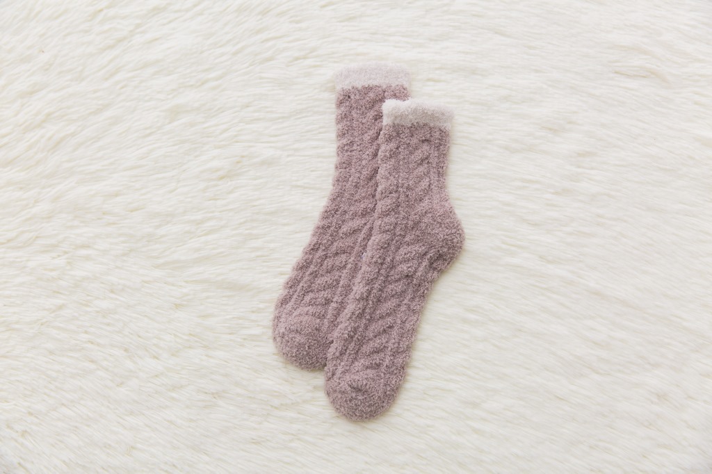 珊瑚绒女袜子批发 韩版家居珊瑚绒加绒加厚保暖中筒地板袜详情14