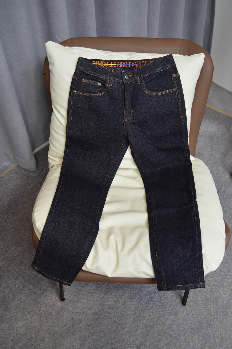 New trendy dark jeans for men in autumn and winter, a fresh and stylish stretch straight long pants for young men pic 8