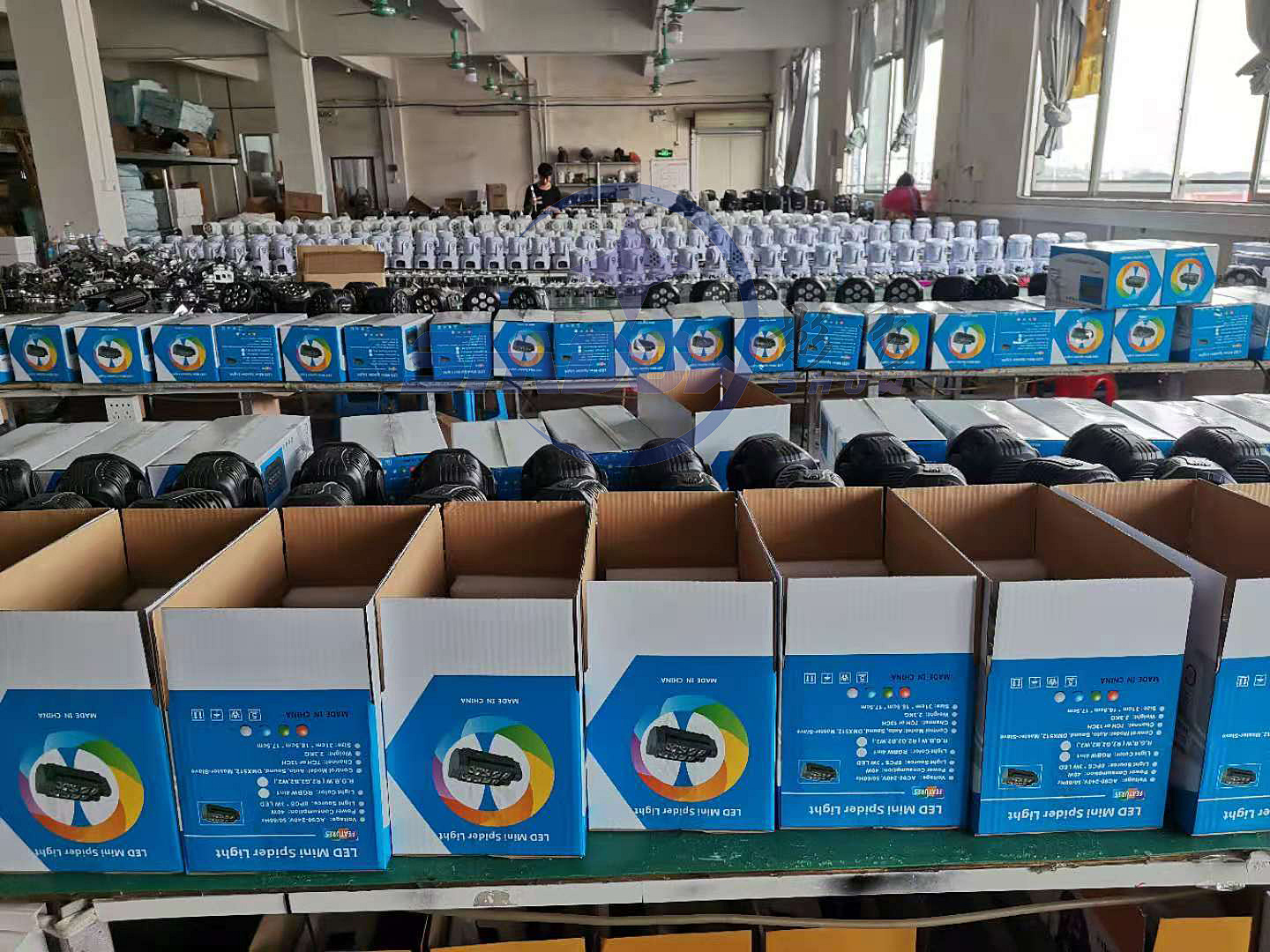 led eight-eye mini spider light, voice-controlled bar stage light, ktv flash, eight-beam light, laser moving head light pic 11