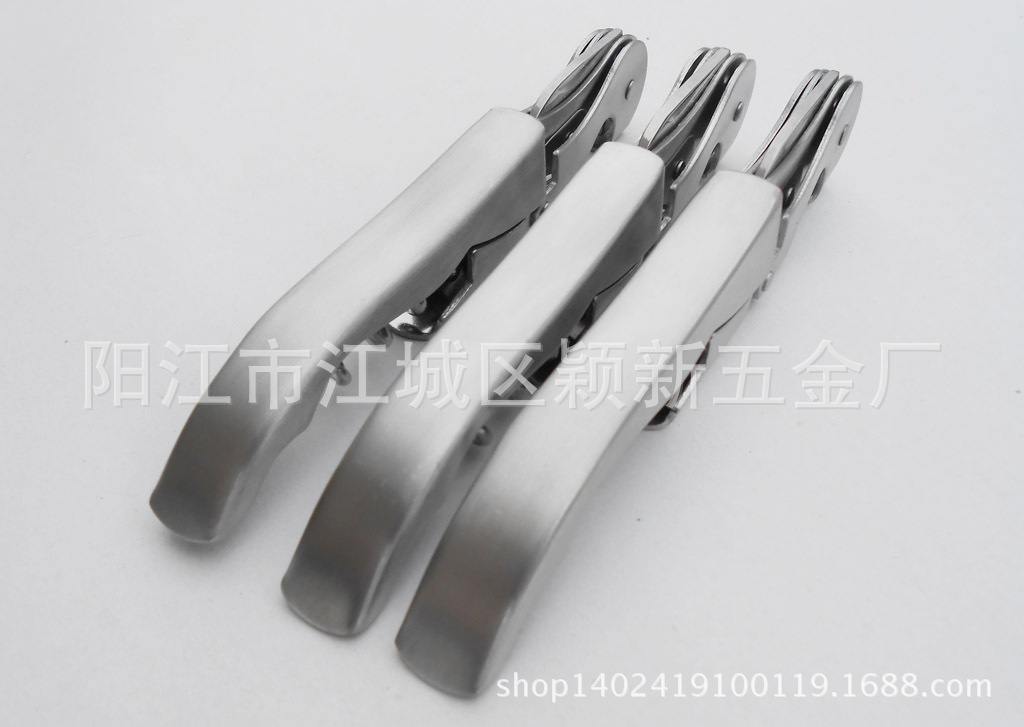 All-steel bottle openers for wine and red wine, multi-functional wine knives for the kitchen, and stainless steel wine openers in stock pic 3