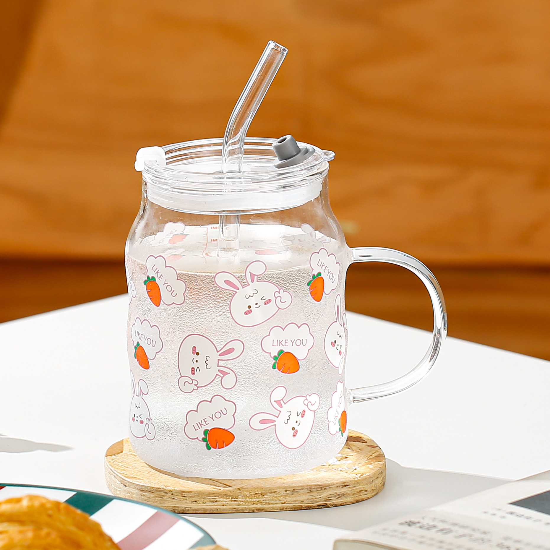 个性家用高颜值卡通可爱兔子萝卜玻璃水杯带盖带吸管学生牛奶杯详情3