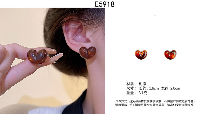 S925 Silver Needle retro pearl earrings for women, Korean ins style, high-end, niche and elegant stud earrings wholesale pic 46