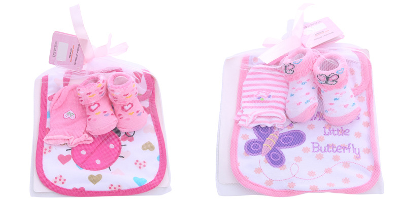 外贸货源纯棉条纹婴儿袜子 字母卡通可爱宝宝袜子手套口水巾套装详情11