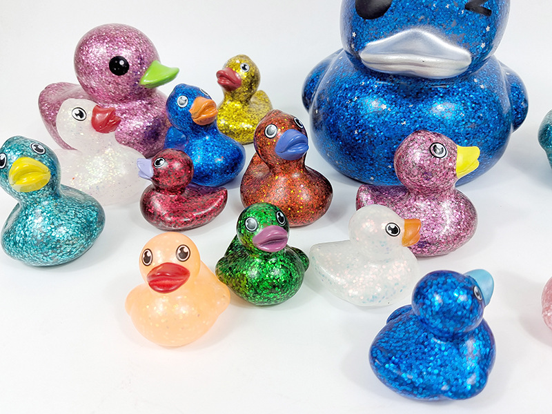 跨境热销儿童洗澡鸭子玩具 创意金粉亮片戏水鸭子卡通玩具小黄鸭详情9