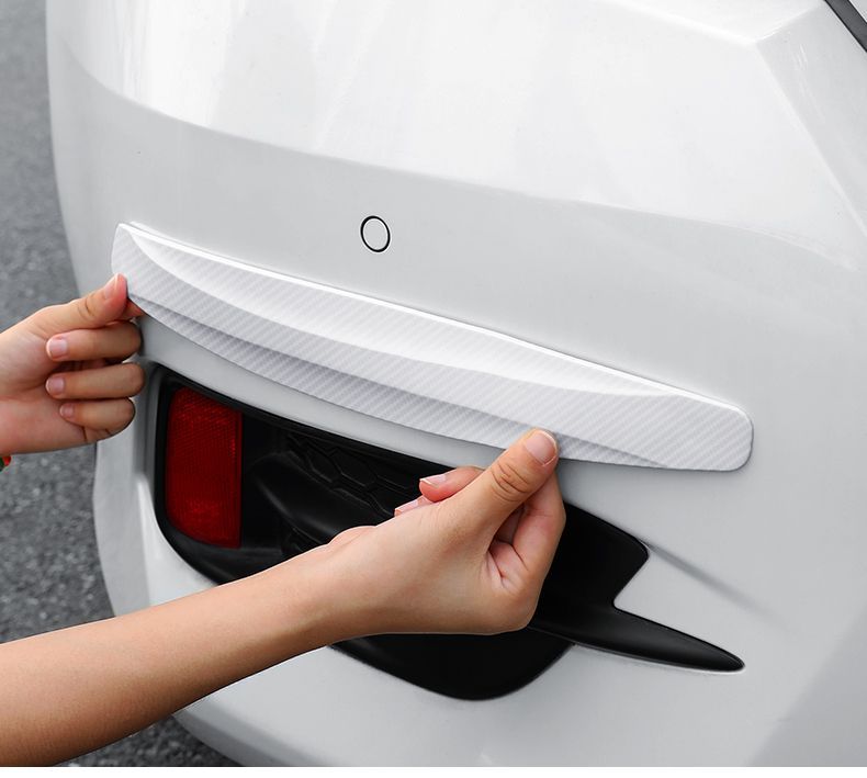 汽车防撞条前后保险杠防撞条车身碳钎纹防撞贴通用型汽车防剐蹭条详情12