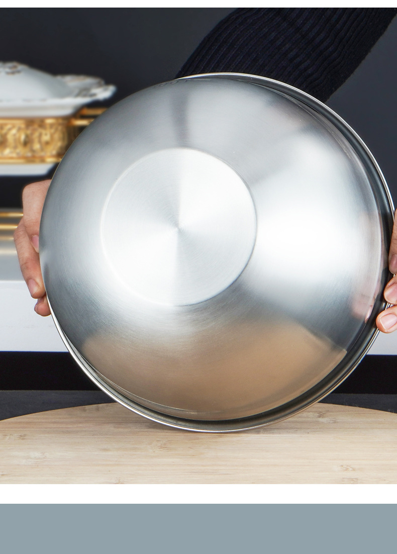 304 stainless steel egg beater basin, silicone bottom salad basin, salad bowl, baking mixing bowl, stainless steel basin, multi-functional stainless steel basin, kitchenware, kitchen tools, colored silicone bottom salad basin and washbasin. pic 11