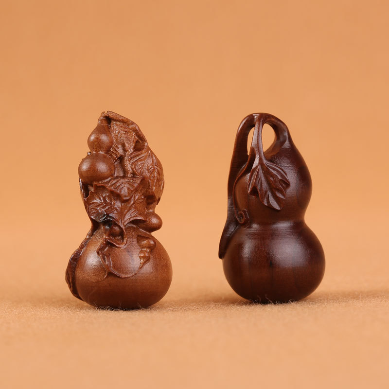 Lightning-struck jujube wood carved ornaments, gourd accessories, Taoist ritual implements, ornaments, handicrafts, gifts wholesale, small gourds pic 2