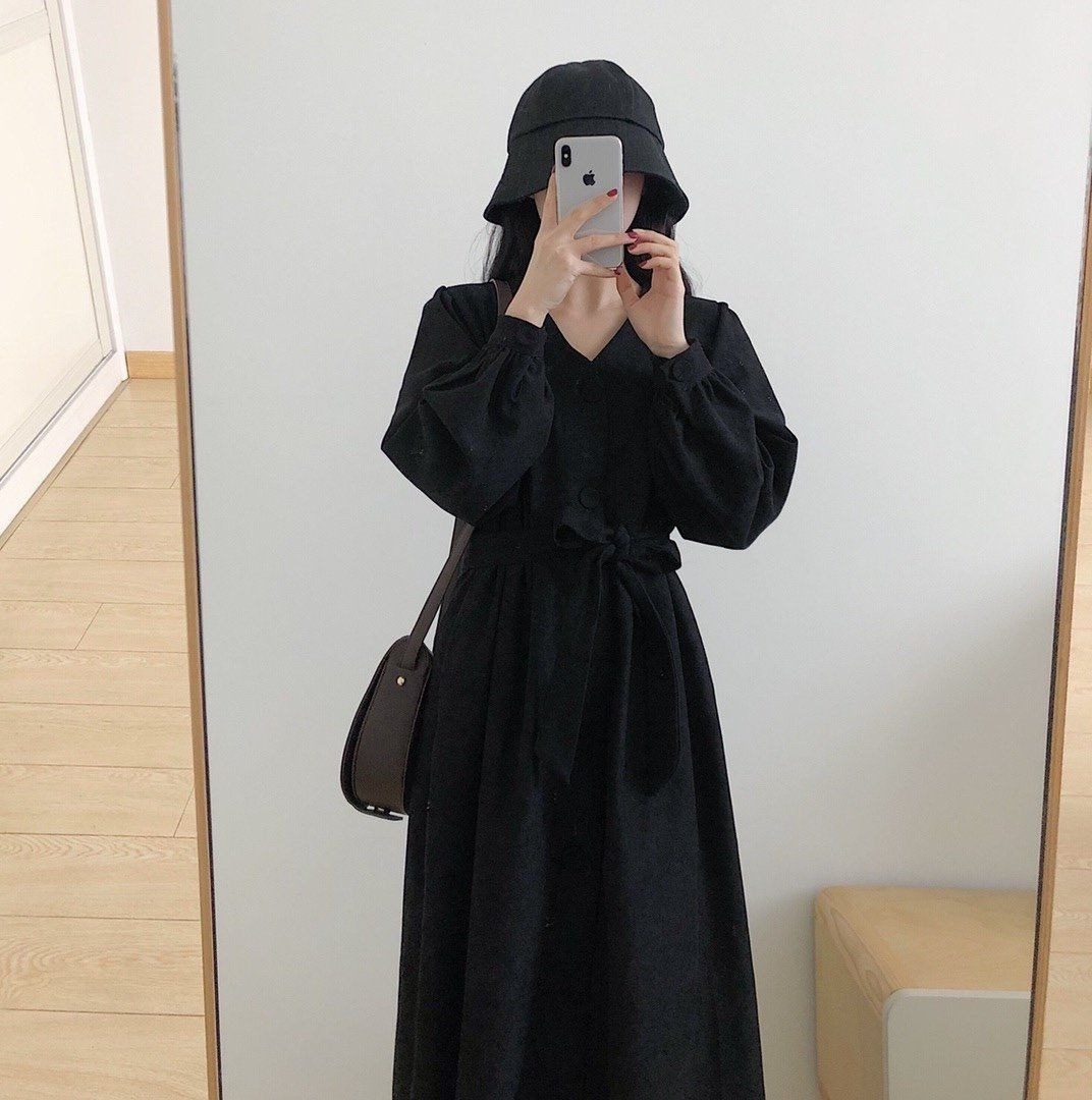 法式复古黑色收腰V领连衣裙女秋季灯芯绒系带显瘦赫本风小黑裙详情26