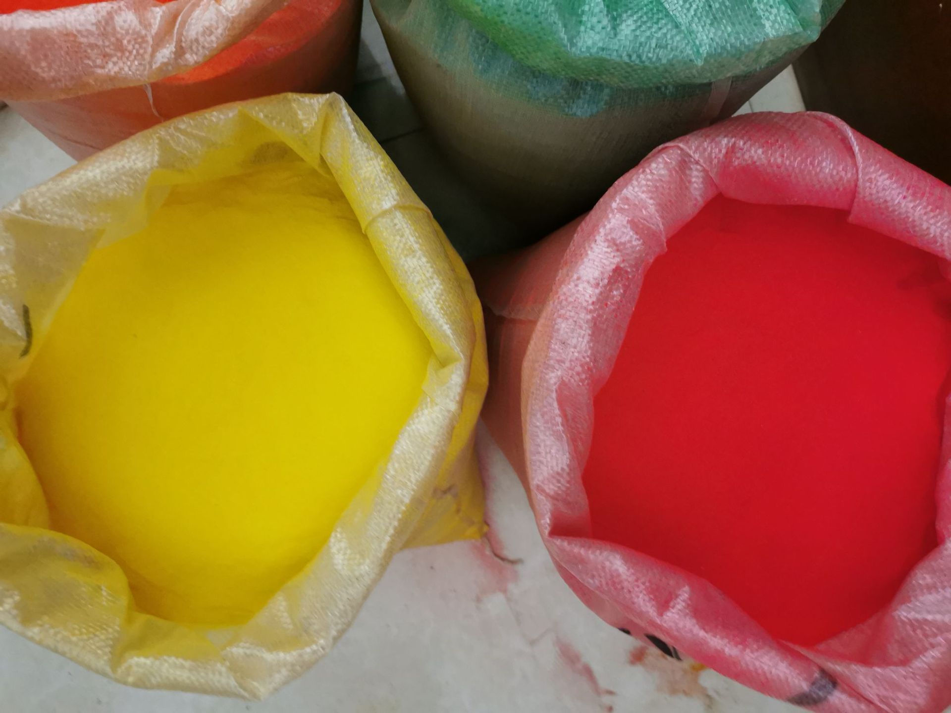 diy handmade candle materials and raw materials: colored sand, shells, conches, jelly wax, ocean world candle decorations pic 5