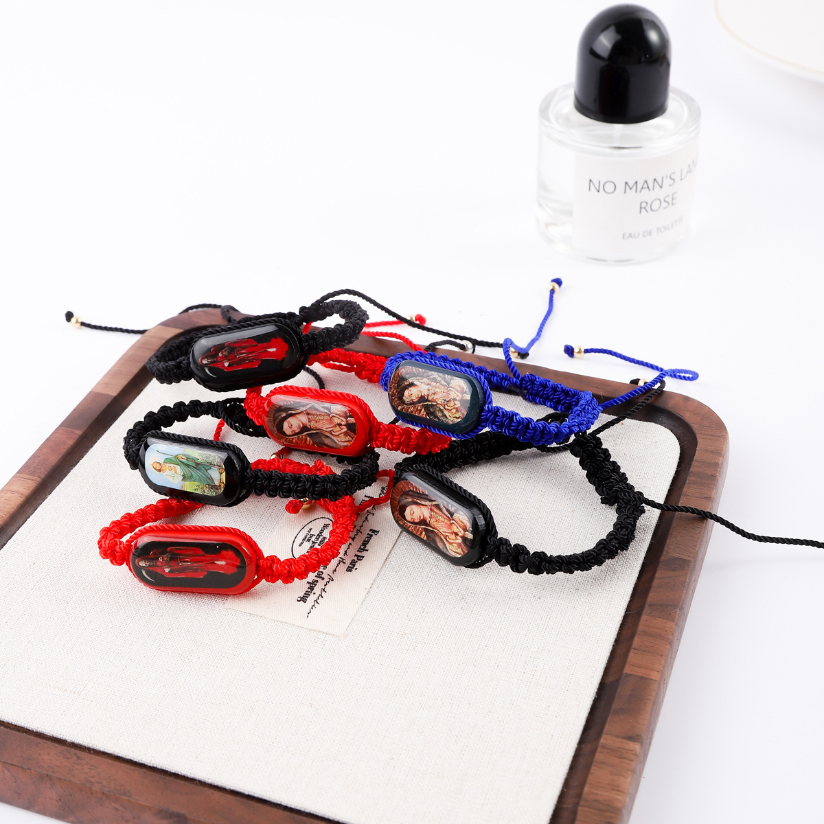 Amazon cross-border best-selling oval-shaped wooden oil-dripping Virgin Mary woven bracelet pic 2