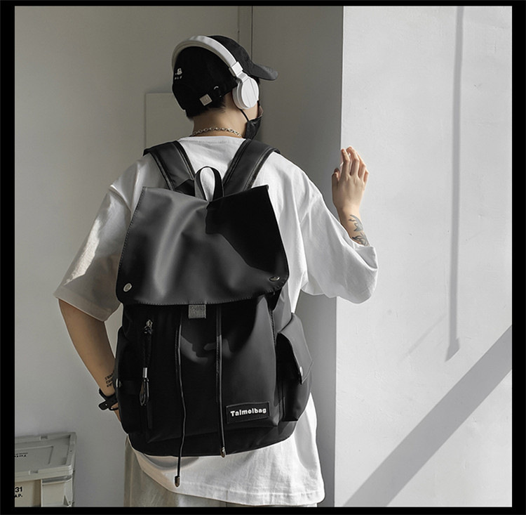 批发机车大容量防水学生书包新款双肩包跨境背包高级感潮牌休闲女详情6