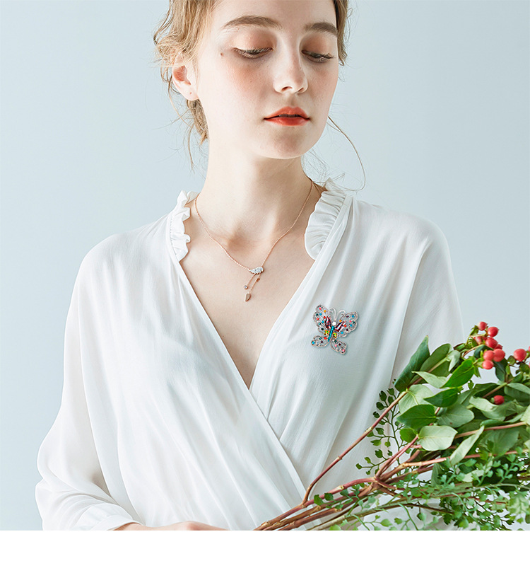 韩版新款蝴蝶胸针彩色镶钻画油昆虫动物胸花胸针女百搭西装别针详情8