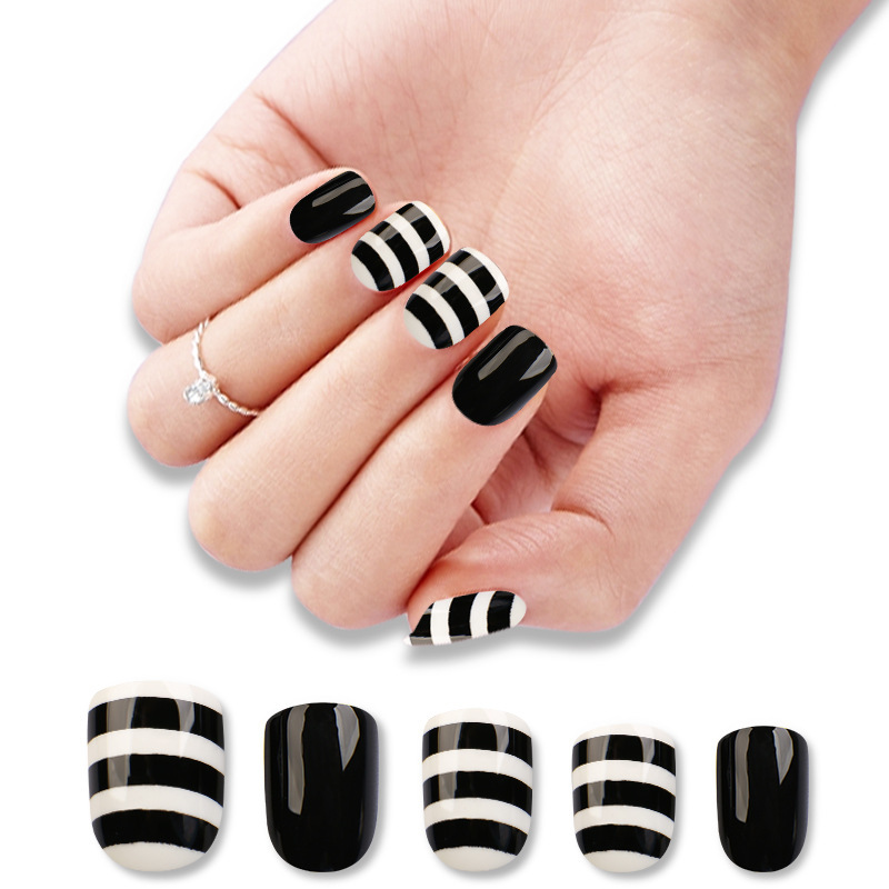 Wholesale of wearable nails, finished nail patches, new detachable nail plates, short wearable false nails, wholesale in stock, exclusively for foreign trade pic 7