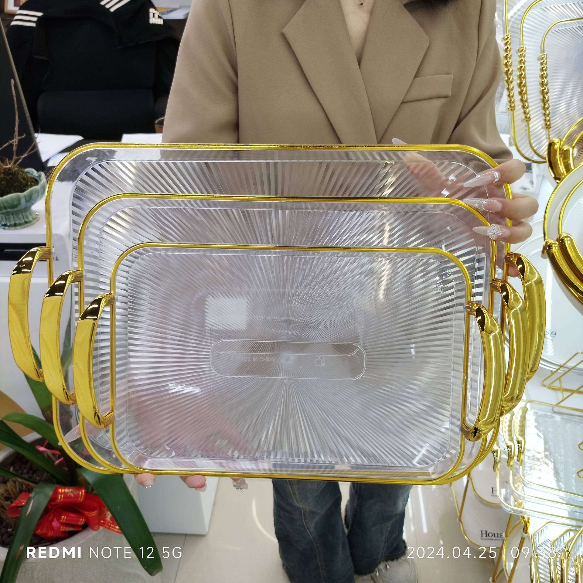 跨境高级感餐酒店用水果托盘 长方形圆形塑料PET套装 饮料盘子 盘香水风味果盘套装详情7