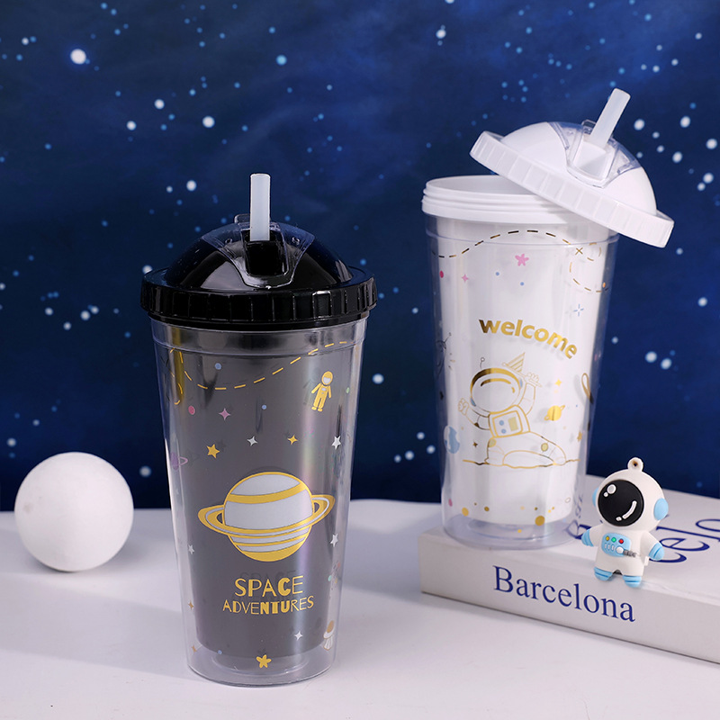 Cartoon animation, large capacity, high appearance level, carrying cup, boy astronaut, astronaut, plastic sliding lid, straw, water cup pic 3
