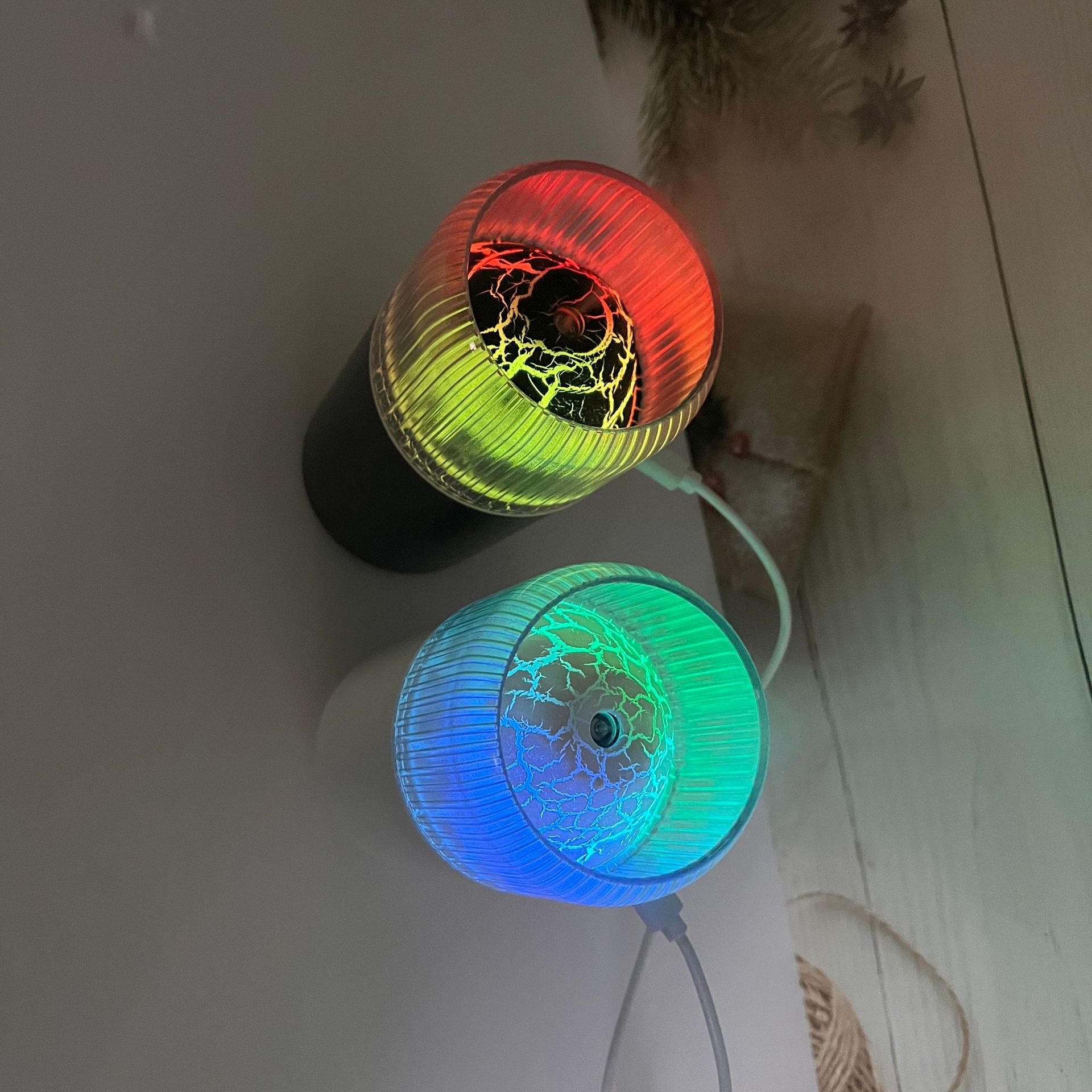 跨境新款仿真火焰加湿器创意七彩氛围灯大雾量补水车载雾化加湿器详情2