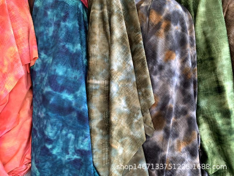 Short plush dinosaur pattern fabric, tie-dyed embossed gradient color, various toys, clothing and accessories, crocodile pattern velvet fabric pic 10