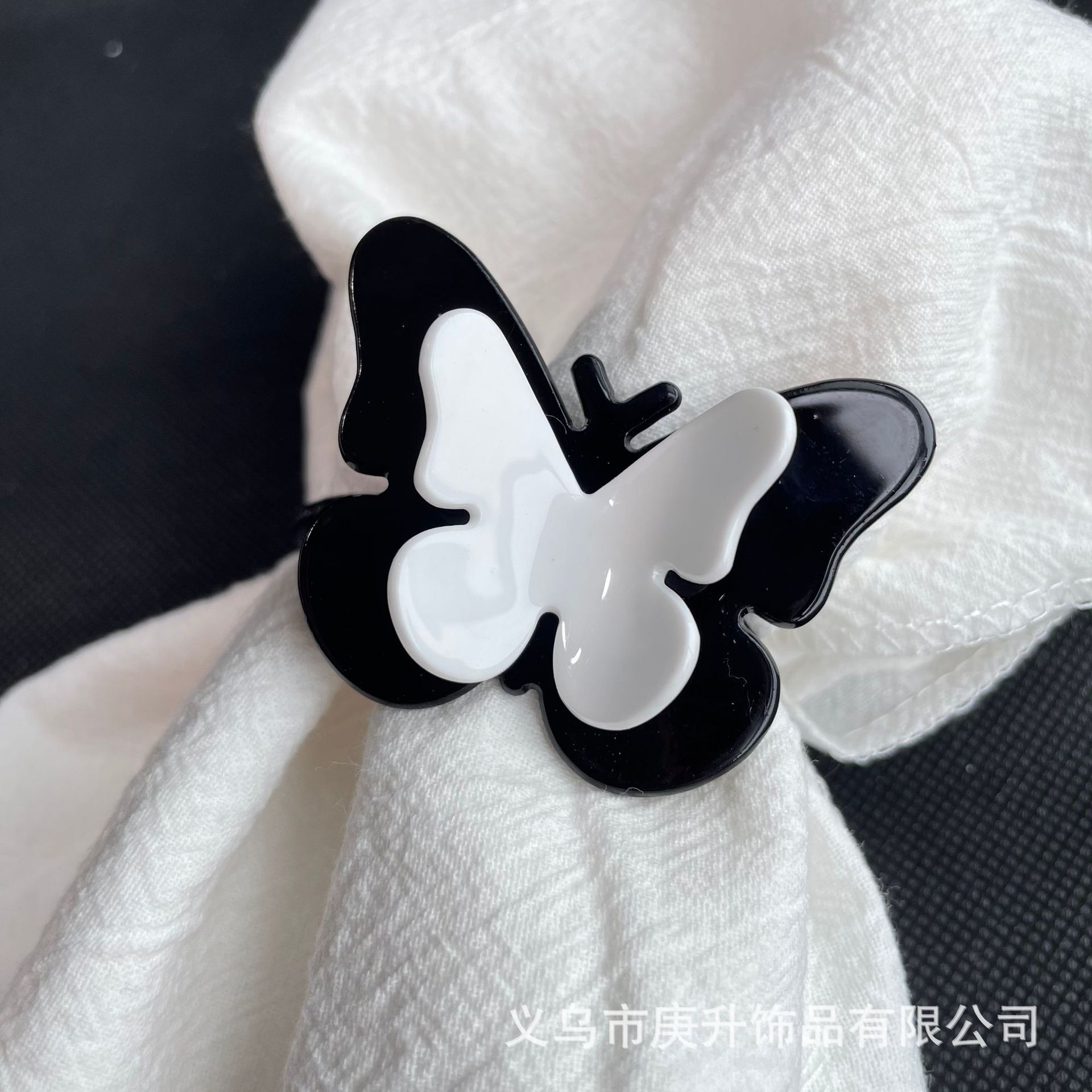 Korean atmosphere acetate crushed hair clips, side clips, simple straight clips, duckbill clips, summer high-end style bangs clips for women pic 7