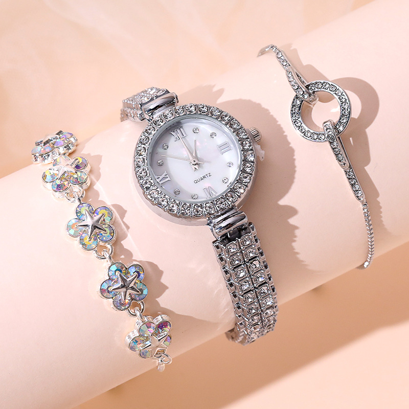抖音快手跨境女士礼盒三件套礼品套装手表时尚镶钻手链手表详情5