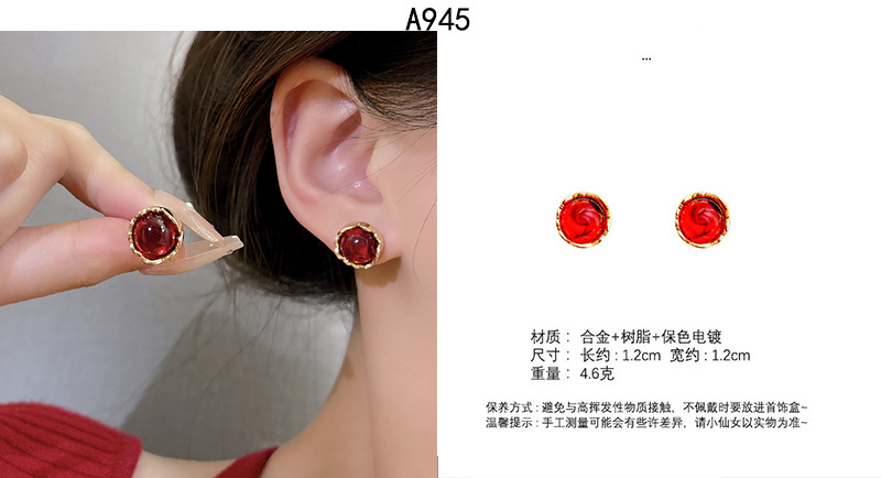 S925 Silver Needle retro pearl earrings for women, Korean ins style, high-end, niche and elegant stud earrings wholesale pic 22