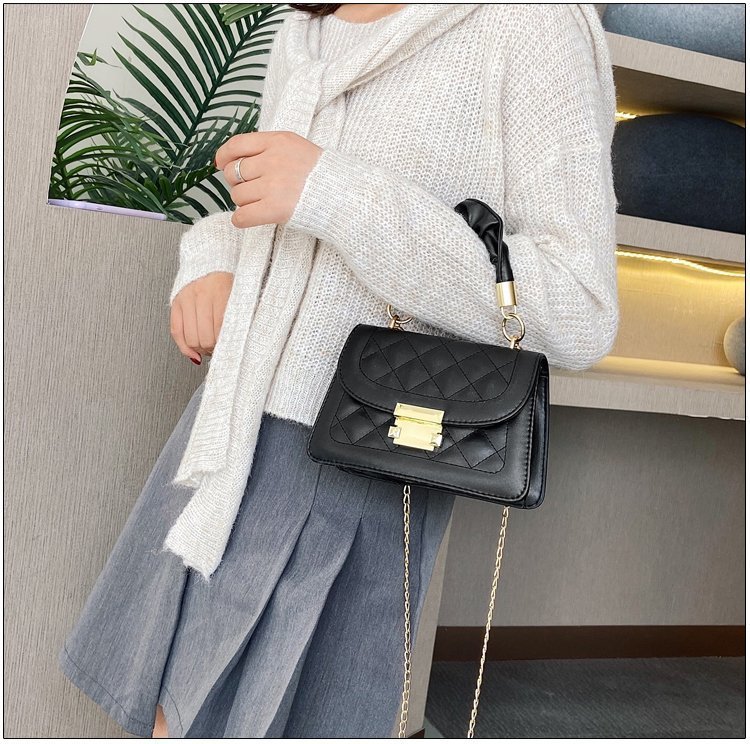 2024秋季新款时尚链条包包女斜挎包小方包简约菱格腋下包单肩包详情28