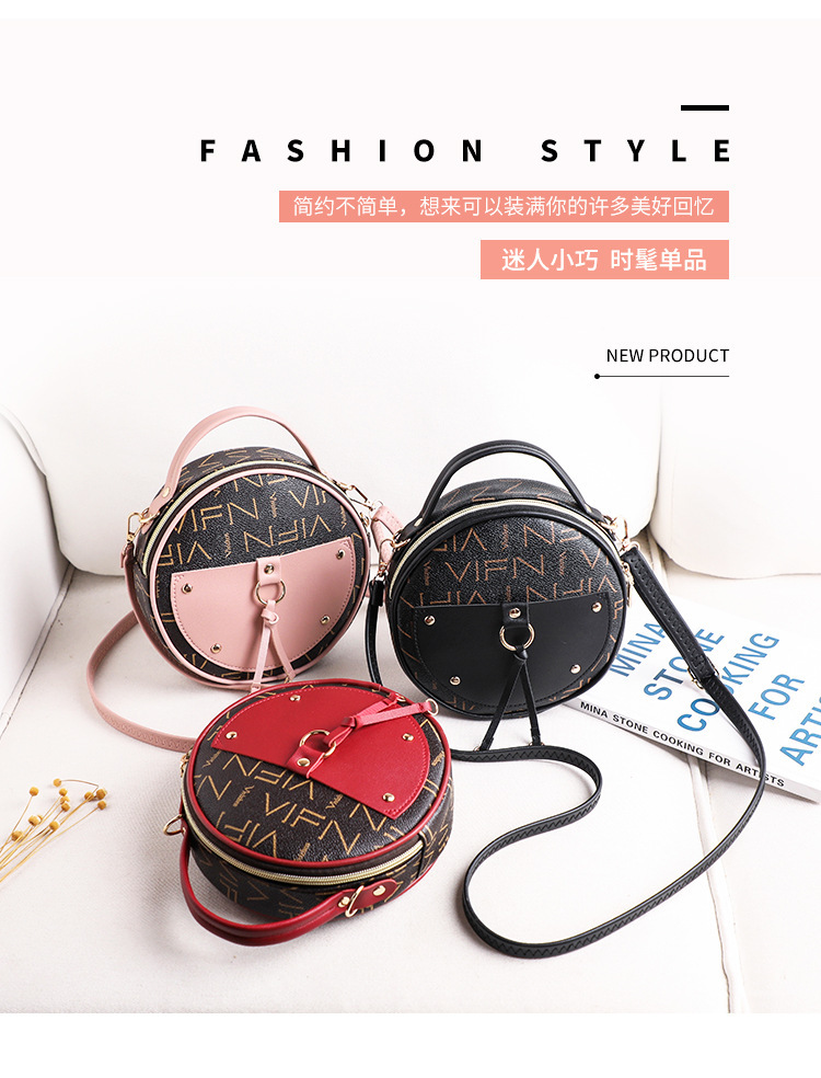 The 2021 new letter-printed double-layer single-shoulder small round bag for women is a fashionable and casual mobile phone bag with an upgraded version pic 2