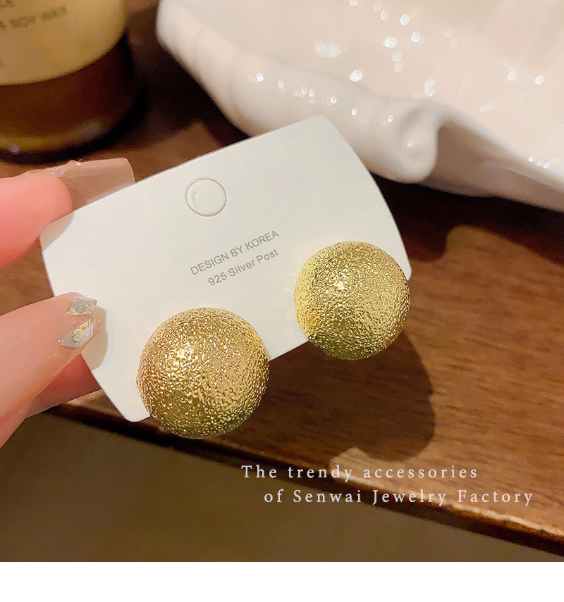 Retro Hong Kong-style golden texture ball earrings, simple and niche, versatile bestseller stud earrings, high-end and elegant earrings for women pic 25