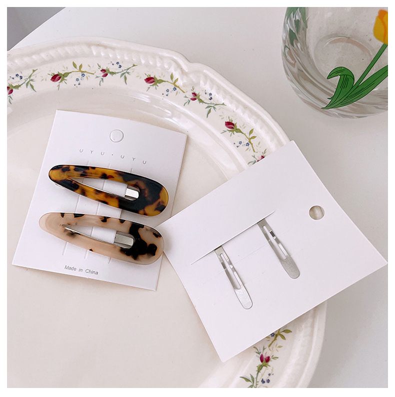 The popular minimalist acetate board BB clip, the girl side bangs clip, and the floral tortoiseshell hollowed-out teardrop hair clip pic 11