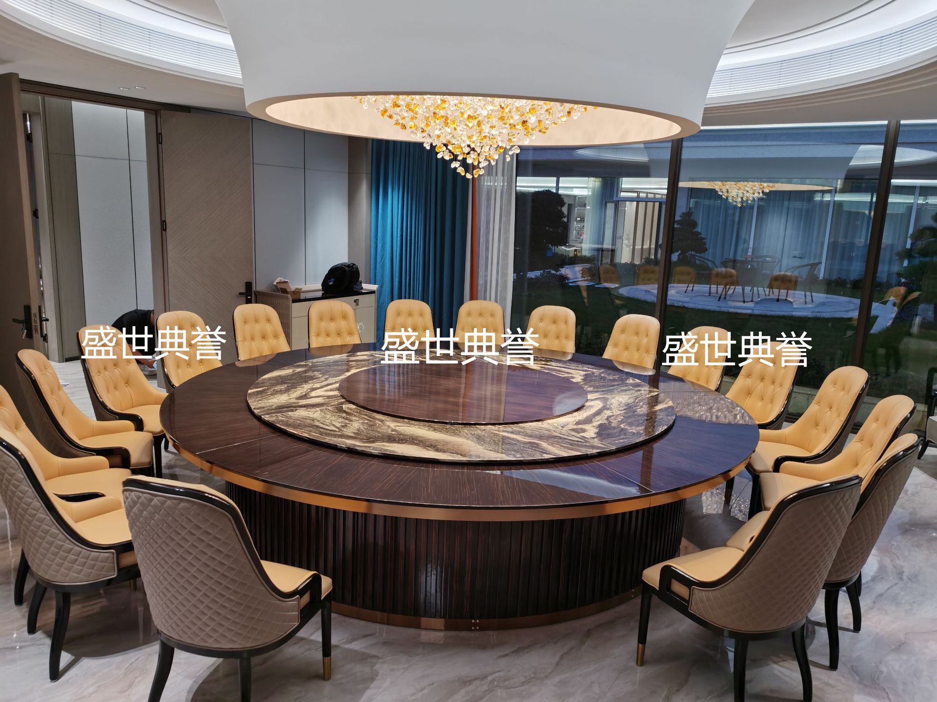Changsha resort hotel moderno y ligero lujo mesa y silla de madera sólida recepción de club de gama alta silla de paquete suave habitación privada silla de comedor de madera de cera blanca pic 10