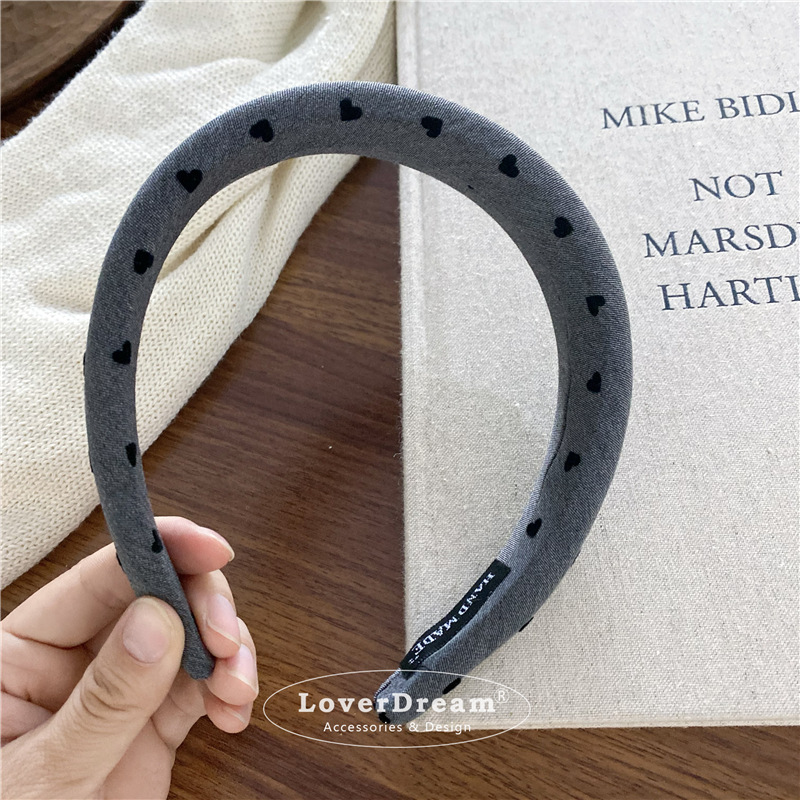 A new high-quality black polka dot heart-shaped bow headband from South Korea, sweet and fashionable headband, versatile hair accessory pic 35