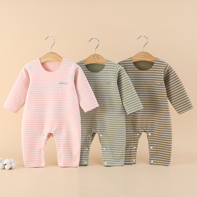 Wholesale of Derong baby one-piece suits for boys and girls, warm clothes for spring and autumn, newborn pajamas, and crawling clothes pic 1